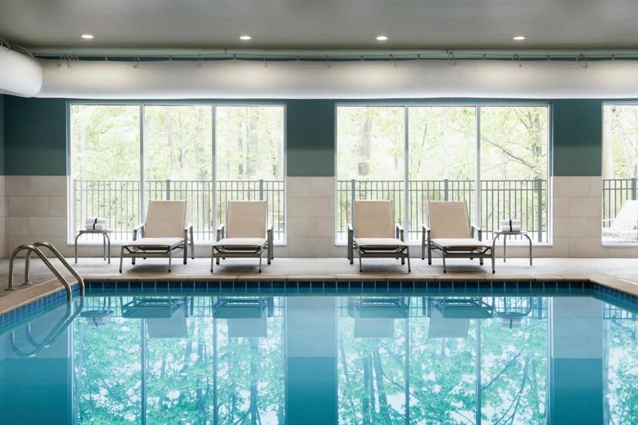 Staybridge Suites Detroit - Саутфілд Екстер'єр фото